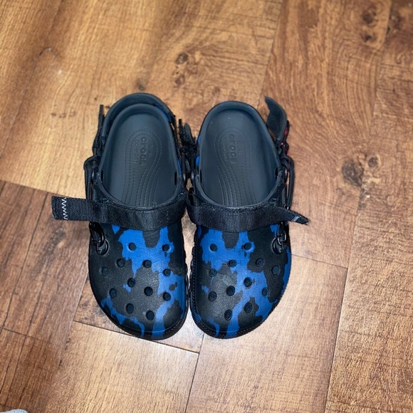 Crocs - Picture 2 of 5